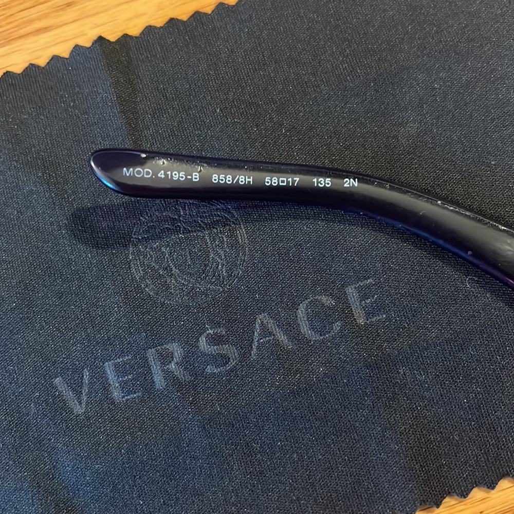 Versace Sunglasses - Picture 4 of 8